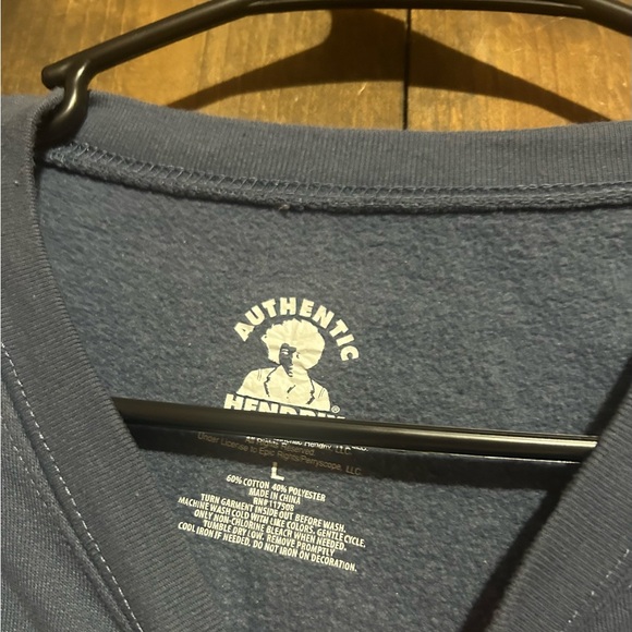 Jimmy Hendrix Crewneck Sweatshirt, size L, smoke free home - Picture 2 of 3